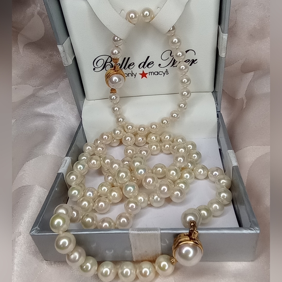 BELLE DE MER | Majorica | Pearl Necklace & Bracelet - Picture 3 of 7
